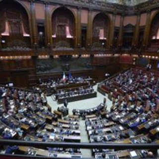 Aria condizionata troppo forte alla Camera, scatta protesta: &quot;Rischio broncopolmonite&quot;