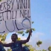 "I derby mettili nel c...": Procura Figc apre fascicolo su striscione anti-Milan di Thuram nella festa scudetto dell'Inter "I derby mettili nel c...": Procura Figc apre fascicolo su striscione anti-Milan di Thuram nella festa scudetto dell'Inter