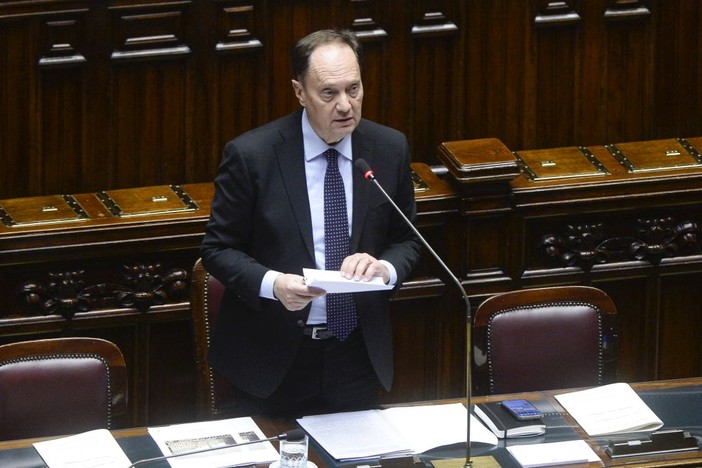 Ciriani “Con la manovra non aiutiamo i milionari, pochi margini per intervenire” Ciriani “Con la manovra non aiutiamo i milionari, pochi margini per intervenire”