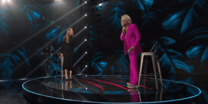 De Filippi 'interroga' Fagnani a Belve, il siparietto sul... catechismo De Filippi 'interroga' Fagnani a Belve, il siparietto sul... catechismo