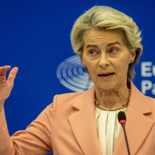 Energia, von der Leyen “Con AccelerateEU sostegno a cittadini e imprese”