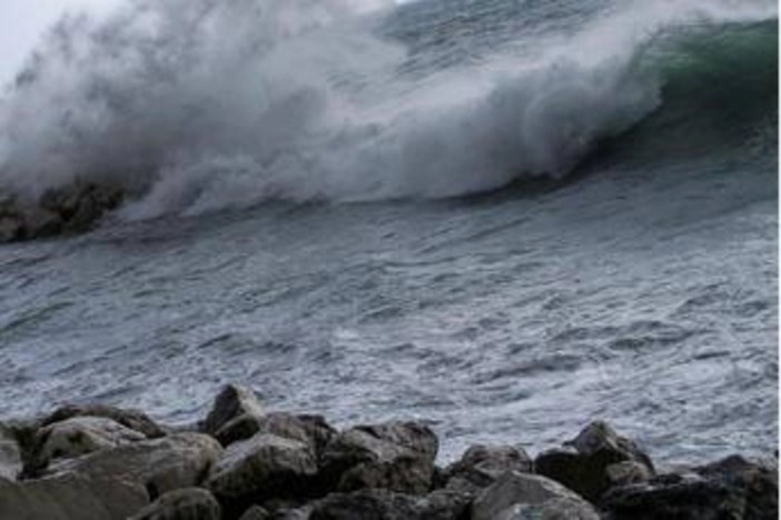 Maltempo, allerta arancione oggi in Abruzzo e Sicilia: gialla in 7 regioni