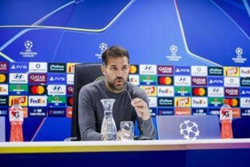 Fabregas sfida il Manchester United: "Sarà una serata storica, possiamo vincere se facciamo le cose come vanno fatte. Voglio restare a lungo con il Como" Fabregas sfida il Manchester United: "Sarà una serata storica, possiamo vincere se facciamo le cose come vanno fatte. Voglio restare a lungo con il Como"