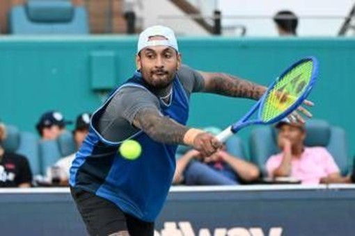 Nick Kyrgios, il talento ribelle: dagli exploit alle polemiche con Sinner, fino al caso doping Nick Kyrgios, il talento ribelle: dagli exploit alle polemiche con Sinner, fino al caso doping