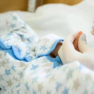 Malattie rare, screening neonatale esteso per 'assicurare tempestivo aggiornamento panel'