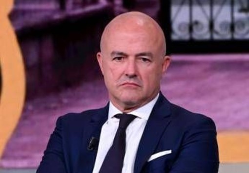 Gianluigi Nuzzi torna con Dentro la notizia, l’approfondimento pomeridiano di Canale 5 Gianluigi Nuzzi torna con Dentro la notizia, l’approfondimento pomeridiano di Canale 5