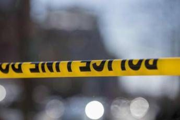 Spari a festa in Ohio, almeno 12 feriti: aggressori in fuga Spari a festa in Ohio, almeno 12 feriti: aggressori in fuga