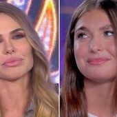 Chanel Totti vuole diventare mamma, Ilary Blasi: "Sei impazzita? Hai 19 anni..." Chanel Totti vuole diventare mamma, Ilary Blasi: "Sei impazzita? Hai 19 anni..."