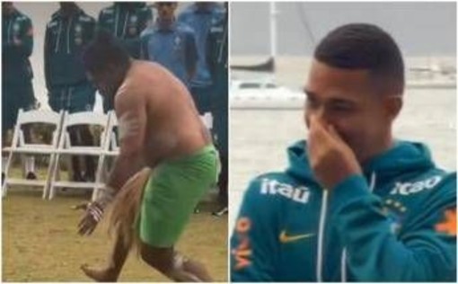 Brasile, i giocatori ridono durante rito indigeno prima della sfida con l'Australia: cos'è successo