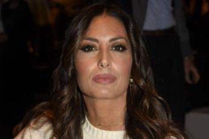 Elisabetta Gregoraci "diffida Rosita Gentile", il legale: "Minacciata sui social, basta falsità" Elisabetta Gregoraci "diffida Rosita Gentile", il legale: "Minacciata sui social, basta falsità"