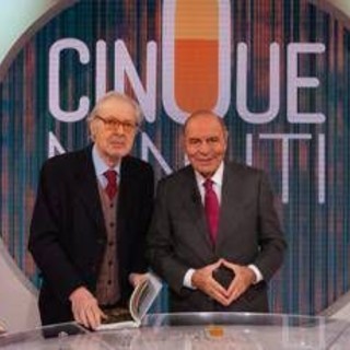 Vittorio Sgarbi torna in tv, lo psichiatra: “Un messaggio di speranza per chi lotta con la depressione” Vittorio Sgarbi torna in tv, lo psichiatra: “Un messaggio di speranza per chi lotta con la depressione”