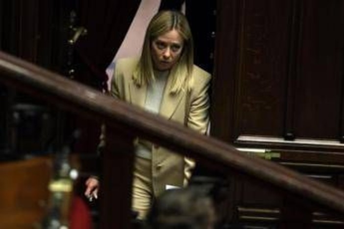 Entrate dimezzate per Meloni nel 2025, ecco la dichiarazione dei redditi