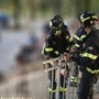 Paura a Pordenone, bimbo di 2 anni incastrato con la testa nella ringhiera del parco giochi: soccorso