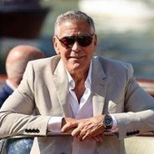 Clooney annuncia una nuova serie tv: "Gireremo alcune scene proprio qui a Venezia" Clooney annuncia una nuova serie tv: "Gireremo alcune scene proprio qui a Venezia"