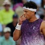 Roland Garros, cade un altro big: Shelton eliminato