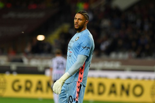 Poche emozioni e pari fra Parma e Udinese, Okoye para un rigore Poche emozioni e pari fra Parma e Udinese, Okoye para un rigore
