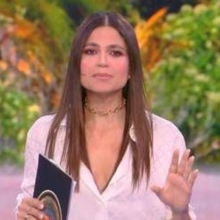 Isola dei Famosi, anticipazioni stasera: in studio arriva Selvaggia Lucarelli