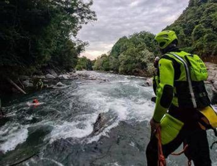 Pinerolo, trovato il corpo del 17enne trascinato dalla corrente del Chisone Pinerolo, trovato il corpo del 17enne trascinato dalla corrente del Chisone