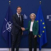Drone russo su Lipsia, Von der Leyen e Rutte: "Non tollereremo attacchi, pronti a proteggerci"