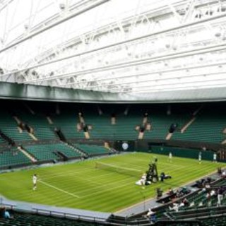 Wimbledon, Sinner e Djokovic si allenano sul campo centrale