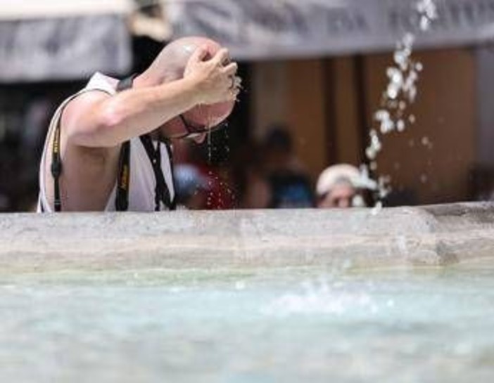 Stop al caldo, arriva la pioggia ma dura poco: sole nel weekend, il meteo Stop al caldo, arriva la pioggia ma dura poco: sole nel weekend, il meteo