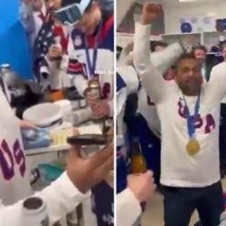 Trump ultrà dell'hockey, la telefonata ai campioni: "Orgoglio Usa" Trump ultrà dell'hockey, la telefonata ai campioni: "Orgoglio Usa"