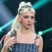 Anna Lou Castoldi vittima di furto e revenge porn, la denuncia della figlia di Morgan e Asia Argento Anna Lou Castoldi vittima di furto e revenge porn, la denuncia della figlia di Morgan e Asia Argento