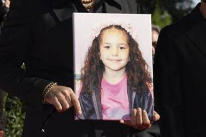 Uccisa con la famiglia a Gaza, Idf annuncia inchiesta sulla morte della piccola Hind Rajab Uccisa con la famiglia a Gaza, Idf annuncia inchiesta sulla morte della piccola Hind Rajab