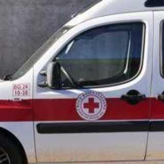 Operaio di 60 anni muore schiacciato da muletto nel Bresciano
