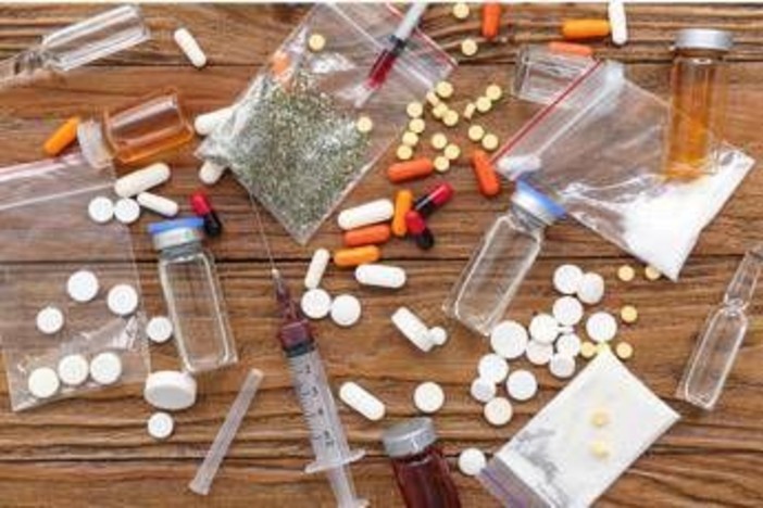 Droga, Locatelli: "Oltre 1.250 sostanze in circolazione, casi anche tra gli under 10" Droga, Locatelli: "Oltre 1.250 sostanze in circolazione, casi anche tra gli under 10"