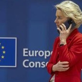 Ue, summit 'complicato' su finanziamenti Ucraina: il nodo dei beni congelati alla Russia Ue, summit 'complicato' su finanziamenti Ucraina: il nodo dei beni congelati alla Russia