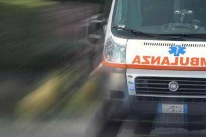 Roma, auto travolge due pedoni ad Ardea: un morto e un ferito