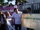Pontida, Lega intitola pratone a Bossi. Salvini accolto da ovazione: "Si vince uniti"