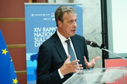 Acampora (Assonautica): "Blue Economy genera 225 miliardi di valore aggiunto" Acampora (Assonautica): "Blue Economy genera 225 miliardi di valore aggiunto"