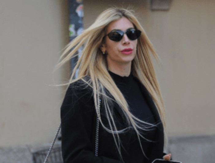 Verissimo, Paola Caruso: &quot;Ho annullato il matrimonio con Gianmarco, era una relazione a 4&quot;