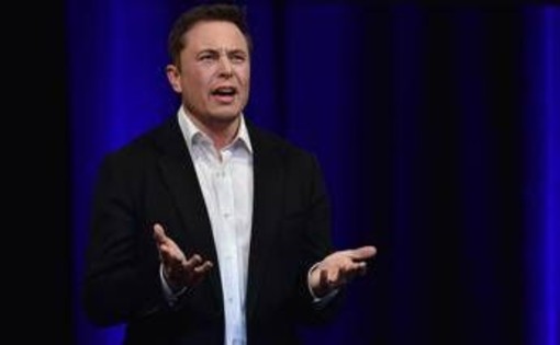 Elon Musk, scontro con Ryanair: "Quanto costa acquistarvi?"