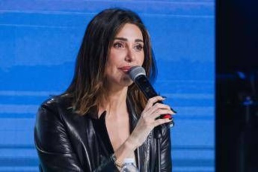 Belen Rodriguez ricoverata in ospedale, le urla e l'allarme dei vicini: cosa è successo Belen Rodriguez ricoverata in ospedale, le urla e l'allarme dei vicini: cosa è successo