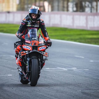 In Portogallo domina Marco Bezzecchi, out Bagnaia