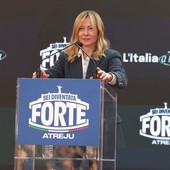 Meloni ad Atreju “Europa non è al tramonto, Italia leale ma non subalterna” Meloni ad Atreju “Europa non è al tramonto, Italia leale ma non subalterna”