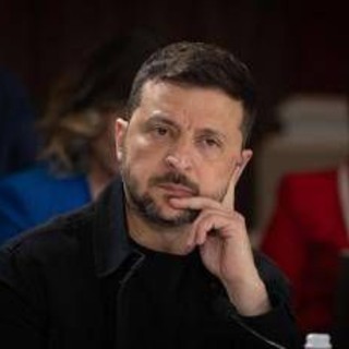 Ucraina, Zelensky vola in Turchia per rilanciare i negoziati: oggi il vertice senza Mosca Ucraina, Zelensky vola in Turchia per rilanciare i negoziati: oggi il vertice senza Mosca