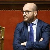 Giornata mondiale sclerosi multipla, Fontana: "Dietro malattia famiglie che meritano dignità"