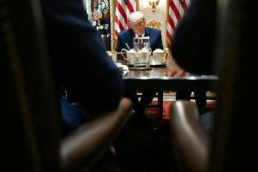 Trump: "Iran vuole accordo, ma non siamo ancora soddisfatti" Trump: "Iran vuole accordo, ma non siamo ancora soddisfatti"
