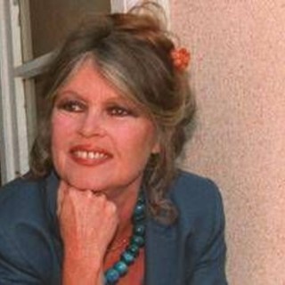 Brigitte Bardot, da diva del cinema a paladina degli animali Brigitte Bardot, da diva del cinema a paladina degli animali