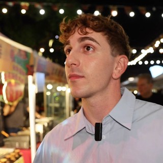 Cina, vlogger italiano alla scoperta della vita notturna a Shanghai