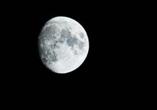 Superluna fredda in arrivo, pronti allo spettacolo: ecco a che ora è meglio osservarla Superluna fredda in arrivo, pronti allo spettacolo: ecco a che ora è meglio osservarla