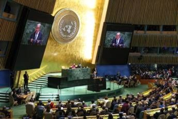 Al via l'Assemblea Onu, Guterres : &quot;Bene riconoscere la Palestina&quot;. Trump: &quot;Tempi di crisi con guerre in due continenti&quot;