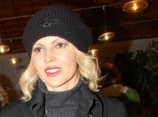 Rita Rusic e il matrimonio con Cecchi Gori: "Non è finito per il tradimento" Rita Rusic e il matrimonio con Cecchi Gori: "Non è finito per il tradimento"