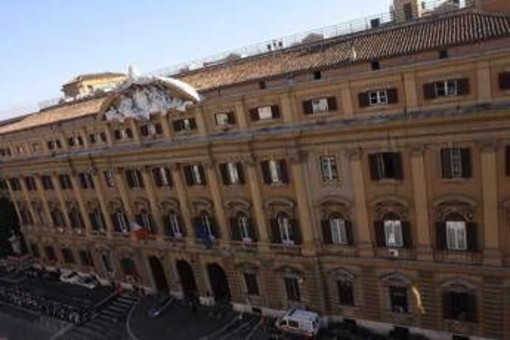 Nomine Mef, record rinnovi con 842 incarichi 155 società: i big in scadenza