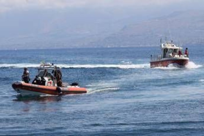 Migranti, recuperato un corpo adavere a Custonaci nel Trapanese