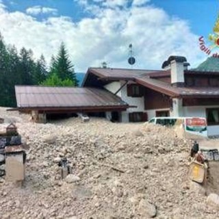Maltempo nel bellunese, pioggia e detriti bloccano Borca di Cadore
